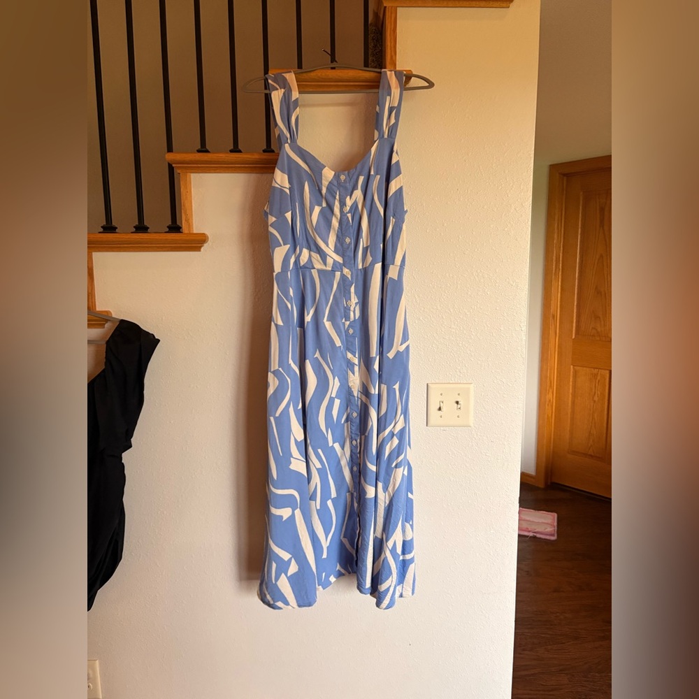 Ava & Viv Blue Abstract Print Button-Front Midi Dress | Size 1X | Worn Once